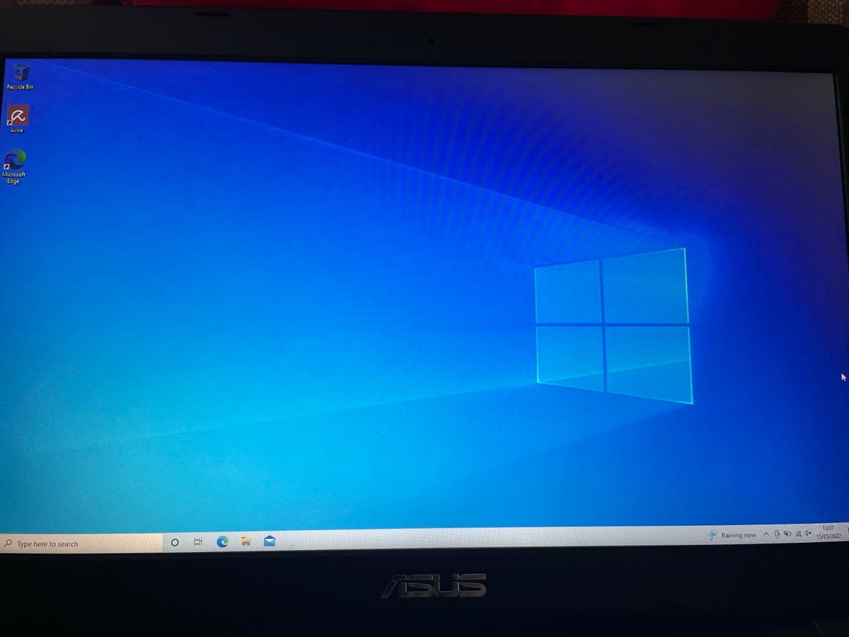 Asus X556U, Intel i5 6200, 240GB SDD, 8GB RAM, 15.6 Asus X556U, Intel i5 6200, 240GB SDD, 8GB RAM, 15.6
