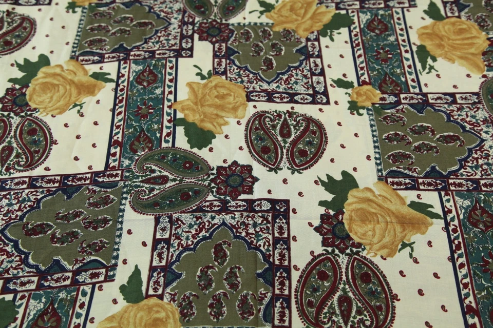 2Y x 60" Vintage 80s 90s Rayon Paisley Floral Rose Fabric Maximalist Ornate Bold - Image 2 of 4