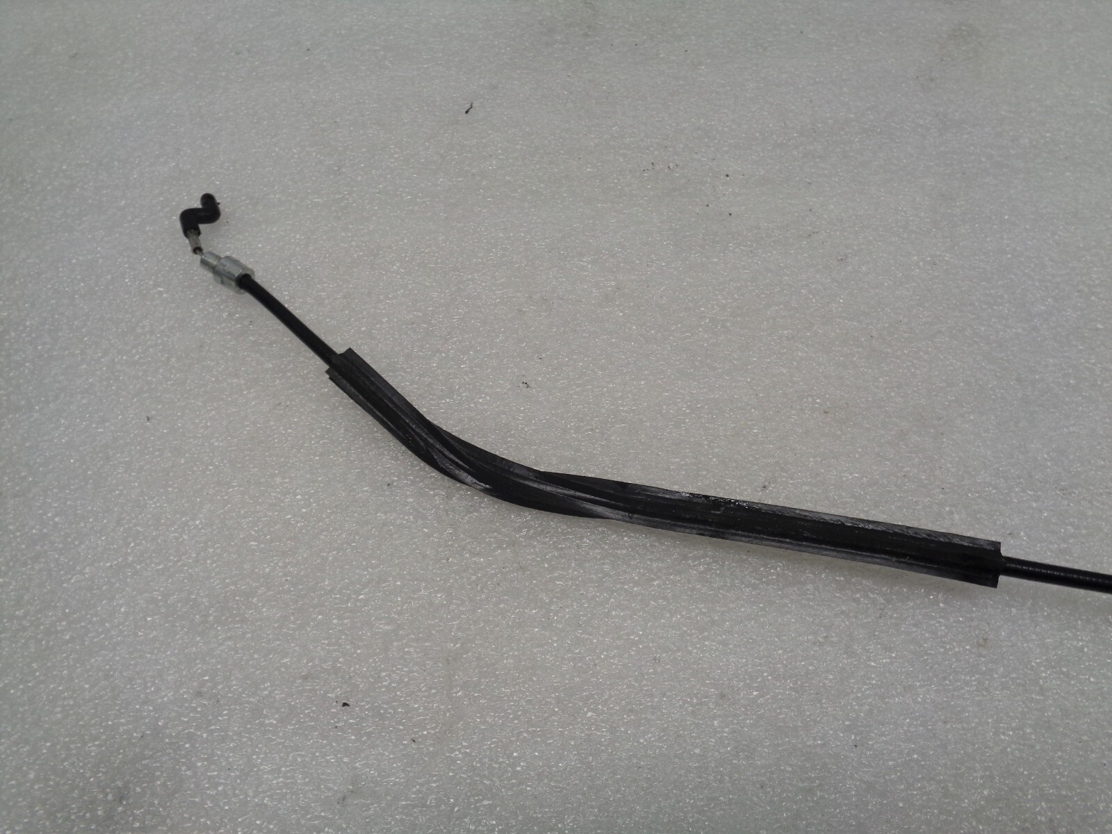 04-08 Maserati Quattroporte Front Left Door Lock Latch Actuator OEM AK2209241