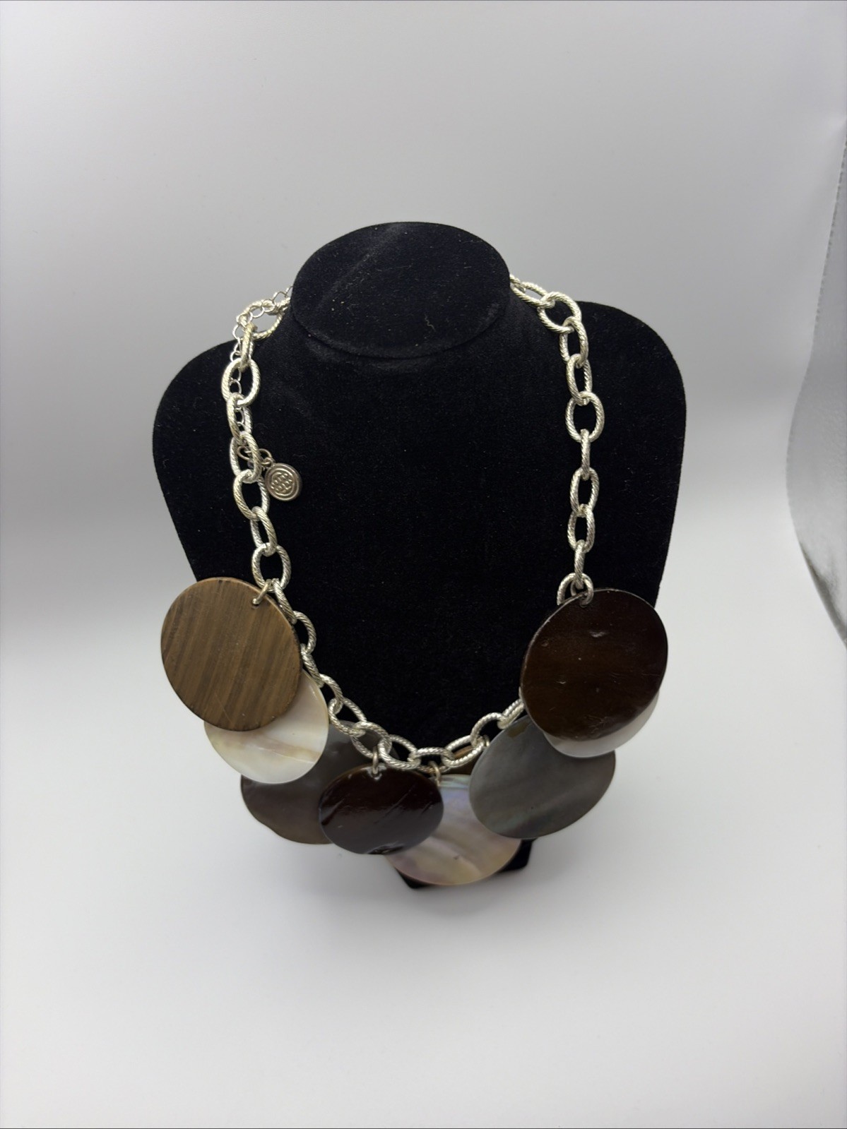 Chunky Shell Disc Statement Necklace Silver Tone … - image 4