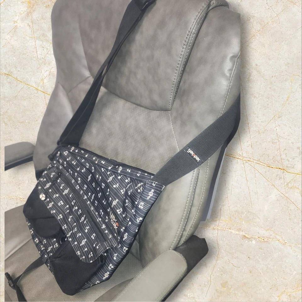 Bolso Mensajero Yak Pak Notas Musicales Negro Blanco Bandolera de Hombro Cartera Escolar Foto 4 de 4