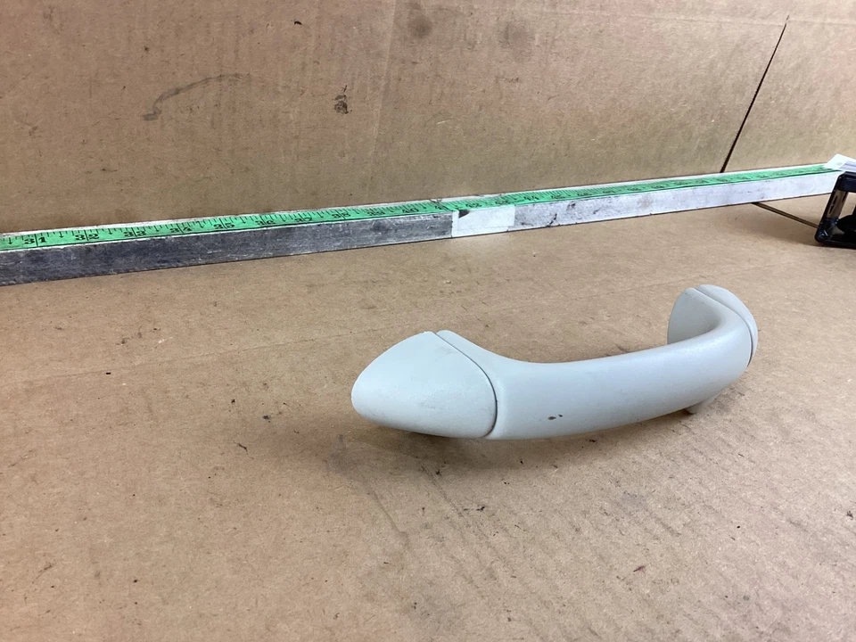 Mini Cooper 2007-2015 manija de agarre de techo lateral del pasajero trasero derecho OEM Foto 2 de 4