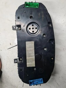 VW GOLF V 1K1 Kombiinstrument 1035100002 1.90 Diesel 55kw 1999 33280460