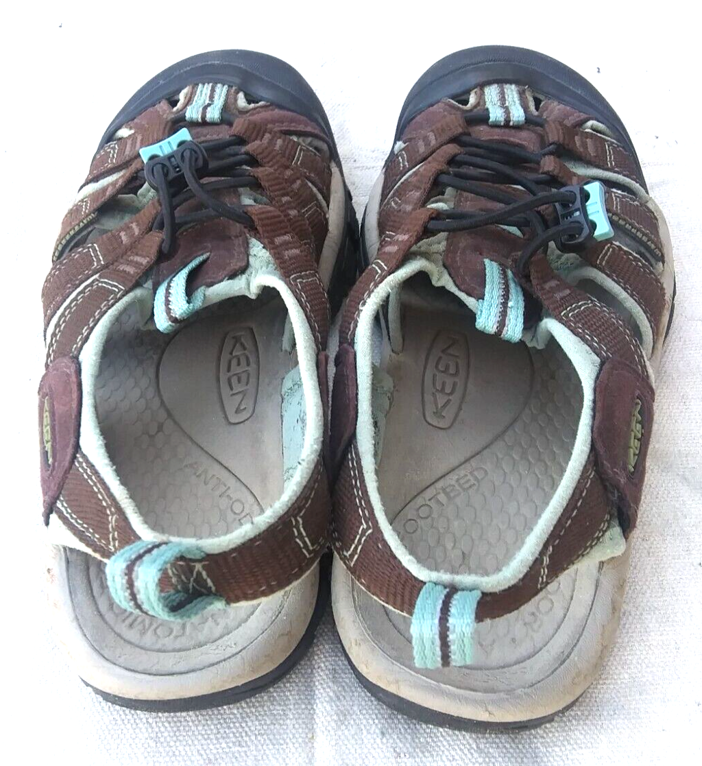 Scarpe da donna marroni Keen Newport taglia 6 1 2 impermeabili escursionismo outdoor