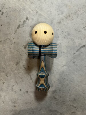 Grain Theory Gin N  Tonic Spectraply Kendama