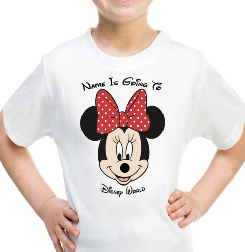 T-shirt personnalisé pour enfants Mickey Minnie Mouse YOUR NAME IS GOING TO DISNEY WORLD - Photo 1/4
