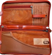 Lug Wallet Unisex Size Medium Zip-Around Quilted Orange New With Tags