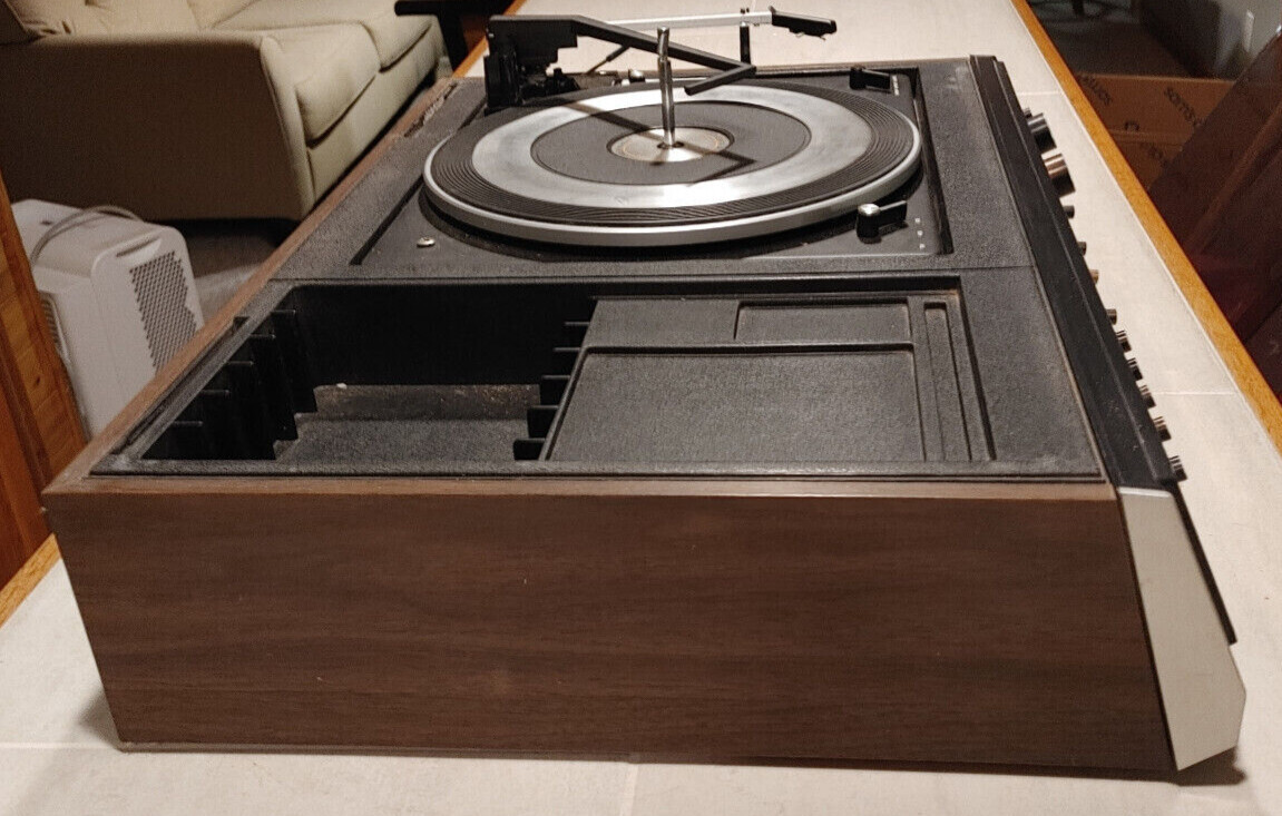 Vintage Sears AM/FM Stereo System Record Player, w/ AUX & non-working 8 ...