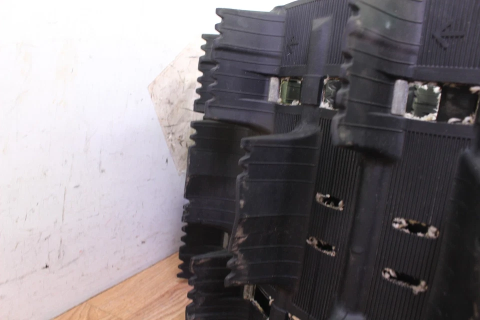 Ski-Doo Summit X 800R XM 2015 pista 16 x 174 x 3" 3,0 pulgadas paso T4 Foto 4 de 4