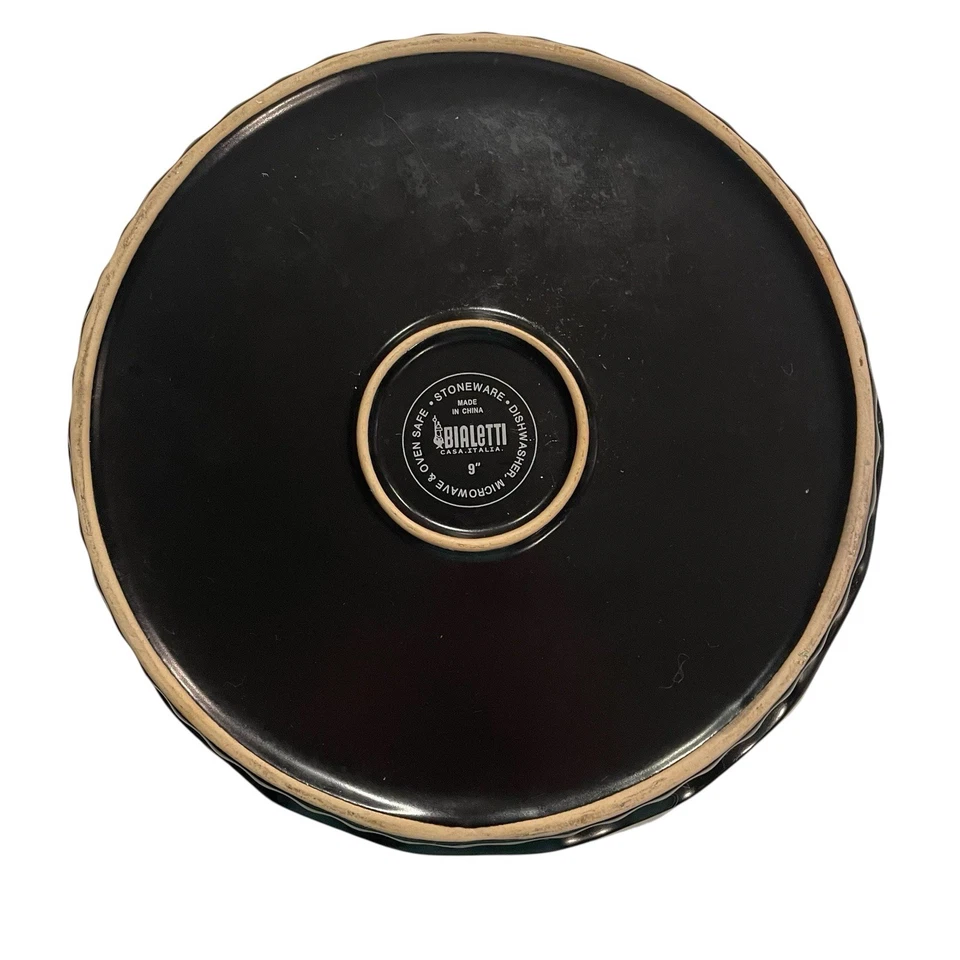 "Plato para pastel de gres Bialetti Casa Italia borde con volantes negro 9"" servidores" Foto 3 de 4