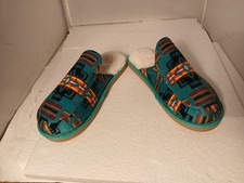 Women  s Size 9  10 Large Faux Shearling Moccasin Slippers   Southwest Aztec Patrn