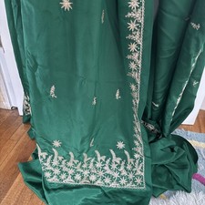 Beautiful Emerald Green Sarees Sari Fabric LONG gold and Silver Embroidery