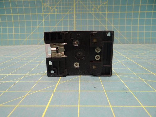 Moeller DIL1M-G/22 Auxiliary Contact Block 3-Phase, 10HP@230V, 20HP@460V 2NO+2NC - Picture 5 of 5