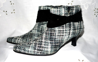 Predictions Ankle Booties Blk White Blue 2 1/2 Heels Tweed Velvet Side Zip 8 1/2