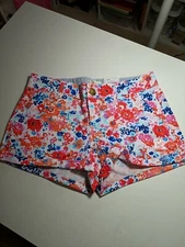 NEW WITH TAGS So Sun Soft floral pattern stretch Chino size 3 NWT