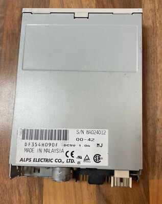 ALPS ELECTRIC DF354H090F 3,5'' 1,44 MB FDD Diskettenlaufwerk