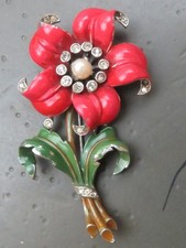 Vintage 1940 TRIFARI Alfred Phillippe Flowers Enamel Rhinestone Brooch Fur Clip