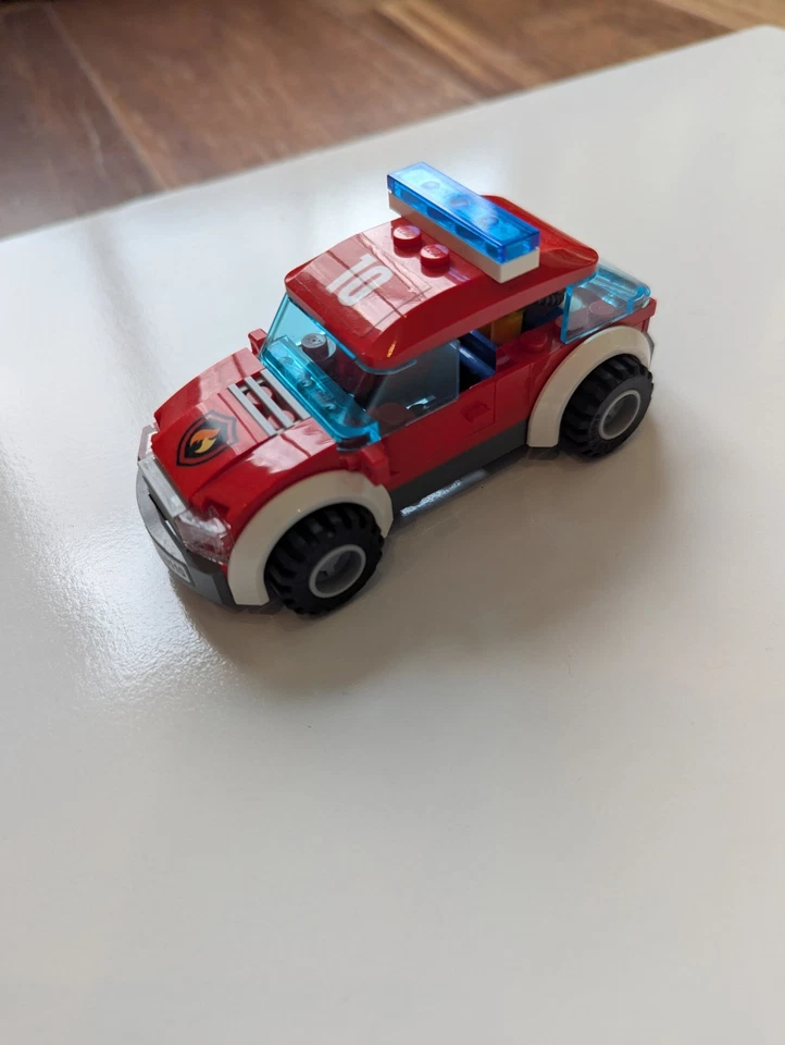 LEGO City Fire Station 60110 - incompleto  Foto 2 de 4