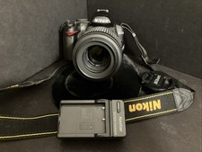 Nikon D3000 10.2MP Digital SLR Camera w/DX 55-200mm Lens Tested Working