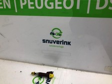 Einspritzdüse Peugeot 108  1639386680 P19832164