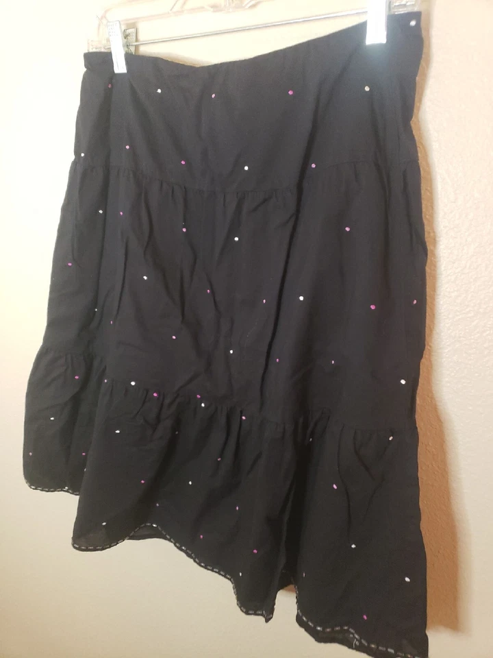 Nine & Company Petites by Nine West falda negra con lunares rosas y blancos talla 8P Foto 4 de 4