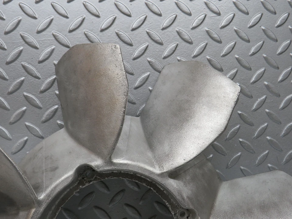 ⚙40055⚙ Mercedes-Benz R107 350SL Engine Cooling Fan - Image 2 of 4