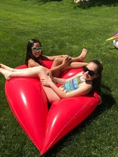 Giant red lip inflatable pool floatie water raft swimming toy outdoor lounge 70"