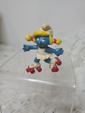1980 SMURFETTE Schleich PVC Figurine Roller Skates Smurfs 20126