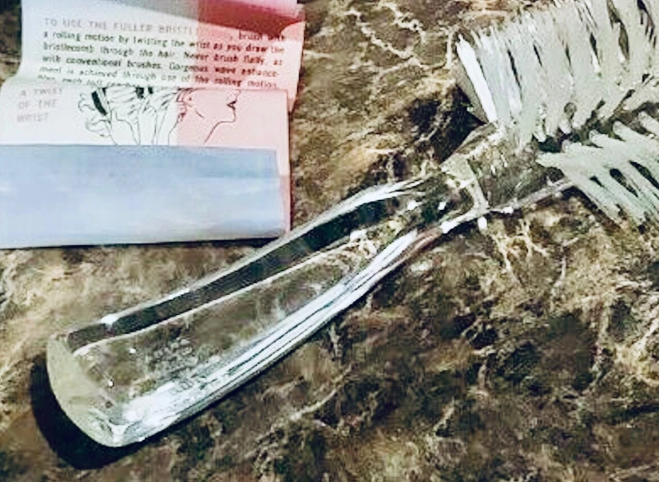 NUEVO Cepillo de Pelo Vintage FULLER ESPIRAL MEDIO REDONDO Cerdas de Nylon Lucite Transparente Nuevo de Lote Antiguo Foto 3 de 4