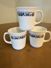 VTG Corning Old Town Blue Onion Coffee Tea Cu...
