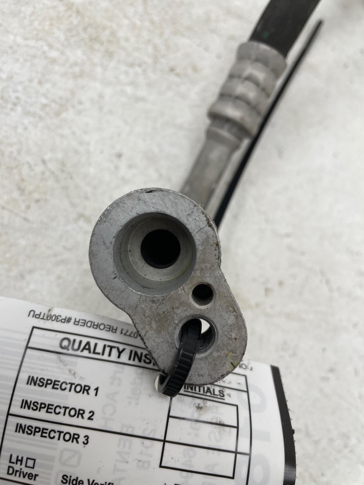 2016-2020 BENTLEY BENTAYGA HOSE AIR CONDITIONING REFRIGERANT LINE PIPE 36A816721