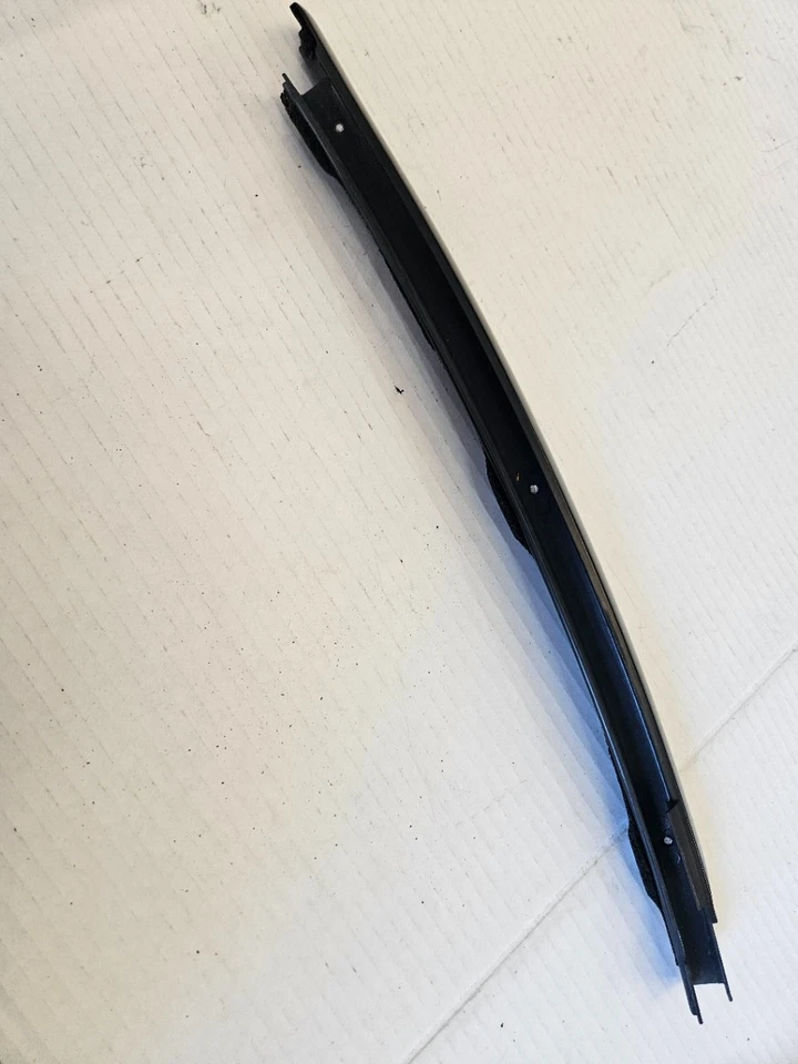 01-03 ACURA CL LEFT DOOR TAPE OR BLACK EDGE TRIM SIDE OF GLASS ORIGINAL PART - Image 3 of 3