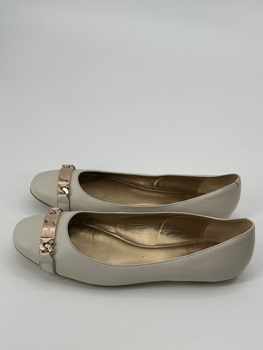 Coach Bianca Beige Leather W/ Gold Chain Detail Flat Shoes Women's Size 10B - Picture 7 of 12
