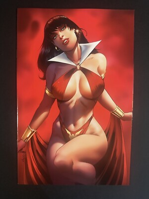 Vampirella VS. The Superpowers #1 Ryan Kincaid Exclusive Virgin Variant Cover NM