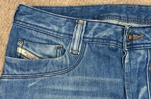 Diesel Timmen Regular Mens Button Fly Distressed Jeans Size 31x32 (Actual 33x32) - Picture 3 of 17