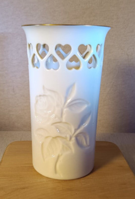 Vintage Lenox Reticulated Hearts, Imprinted Roses 5.63