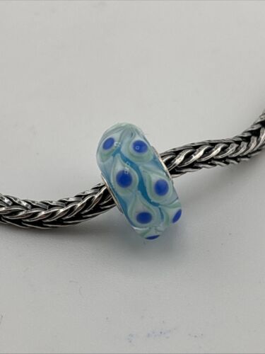 Autentica Trollbeads Perla Pavone Blu Rara su Base a Righe Blu #282 - Foto 3 di 6