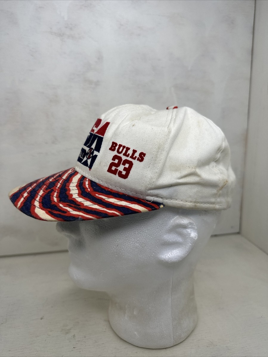 Vintage USA Basketball Snapback Hat Bulls 23 Michael Jordan