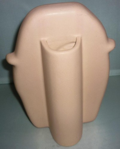 STUNNING UNUSUAL ABSTRACT PINK CERAMIC FLAT FACE HEAD VASE - Picture 3 of 6