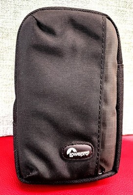 Lowepro Newport 30 Padded Camera/Accessory Bag