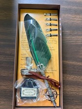 Feather Quill Pen and Ink Set Antique Calligraphy Pen for Writing
