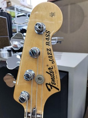 ベース FENDER USA AMERICAN VINTAGE 75 JAZZ BASS Fender American Vintage '75 Jazz Bass - What To Know & Where To