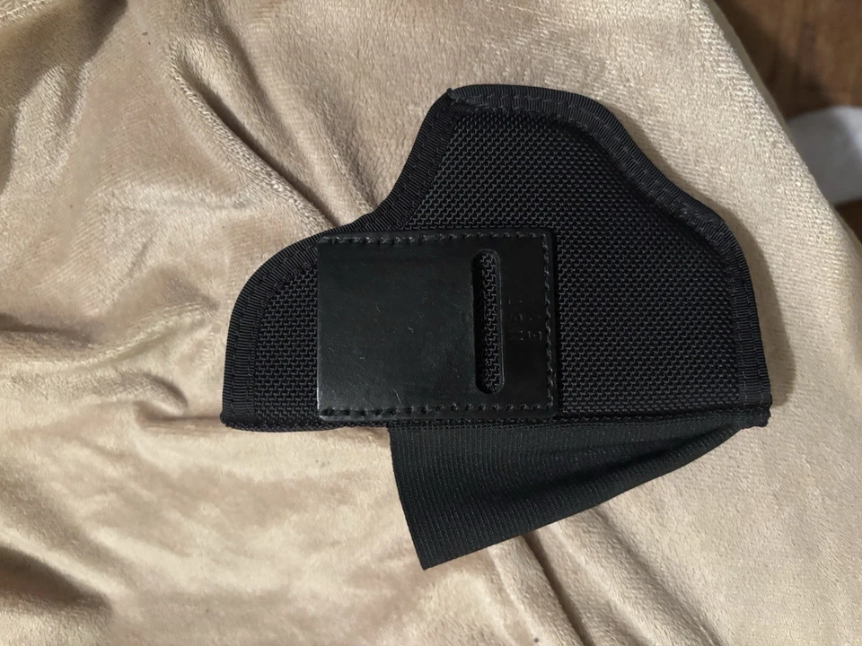 Funda DeSantis Gunhide IWB compatible con Glock 26 Foto 2 de 2