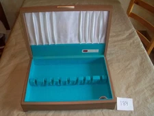 VINTAGE INTL SILVER 1847 ROGERS ANTI TARNISH FLATWARE WOOD STORAGE BOX CHEST 184