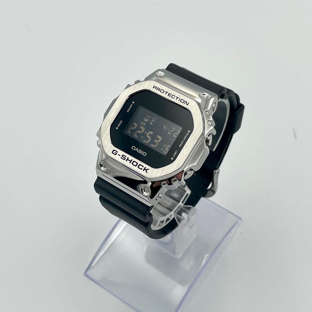 Casio G SHOCK GM 5600 1JF Metal Watch Digital Inverted LCD