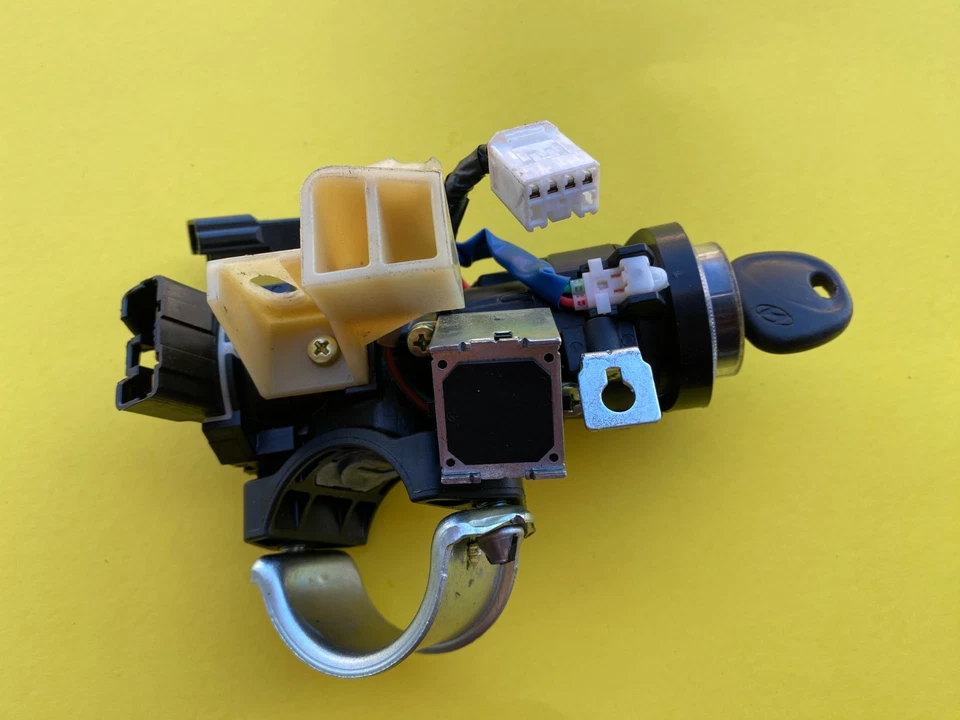 Interruptor de encendido Hyundai Sonata 2011-2014 cilindro de bloqueo sin llave OEM 81900-3SA00 Foto 3 de 4