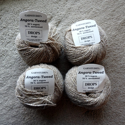 Lot Of 4 Skeins Luxury Garnstudio Drops Angora-Tweed Yarn w Angora & Merino Wool