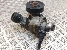 Pompe à eau Rover 220