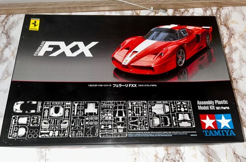 1/24 Tamiya Ferrari FXX 24292