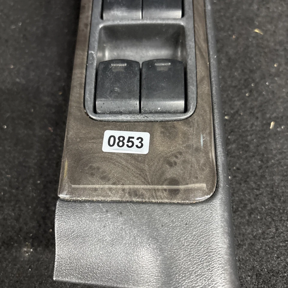 Interruptor de bloqueo de ventana de conductor maestro izquierdo Nissan Pathfinder 2001-2004 OEM gris Foto 2 de 4